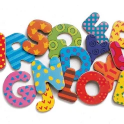 Djeco Holz Magnete 38 Big Letters