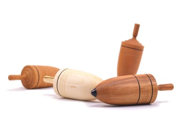 Mader Kreisel Donnerkeil Natur In Variierenden Holzarten 3 Mader Kreisel Donnerkeil Natur In Variierenden Holzarten