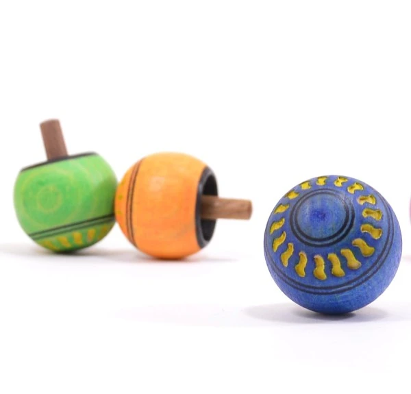 Mader Umdrehkreisel Arabesk Aus Der Kreiselmanufaktur 3 Mader Umdrehkreisel Arabesk Aus Der Kreiselmanufaktur